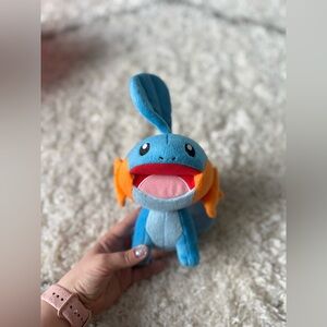 TOMY Pokemon Mudkip Stuffed Animal Plushie Toy Character 8'' Authentic 2015 EUC